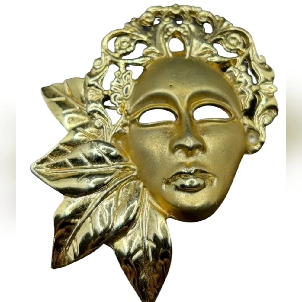 Vintage Gold Tone Womans Face Mask With Leaves Brooch